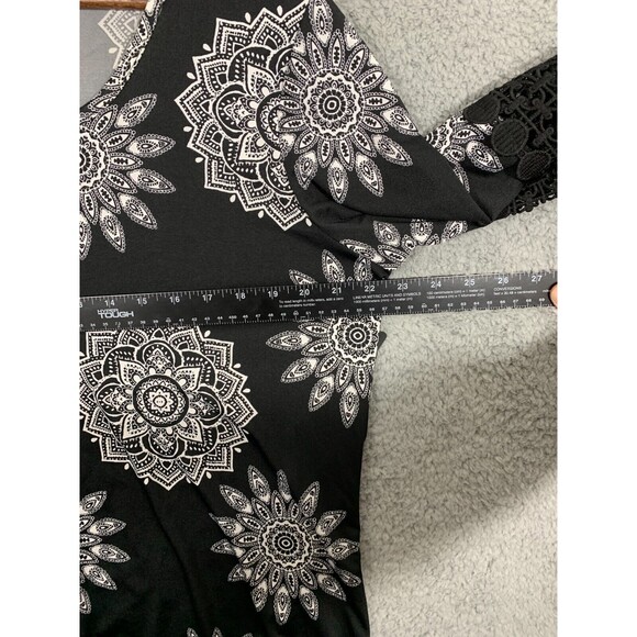 NWT NEW DIRECTIONS Asymmetrical Cut Window-sleeve Knit Lace Black Mandal XL Top - Picture 6 of 9